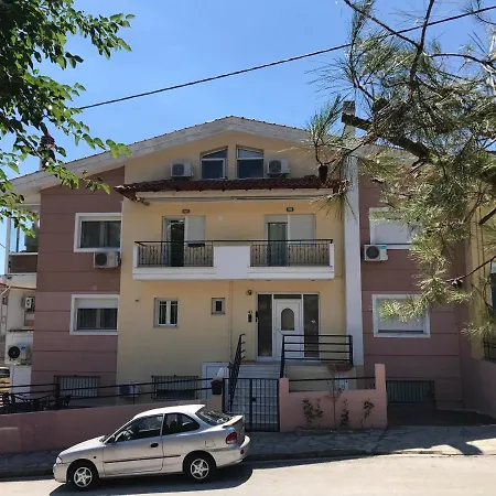 Georgia's Cozy #4 Kavala