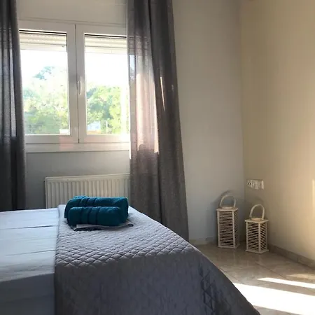Georgia's Cozy #4 דירה *