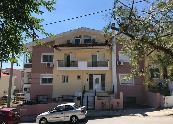 Georgia's Cozy #4 Kavala