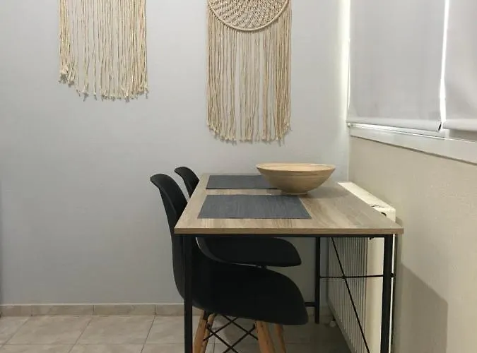 Georgia's Cozy #4 * Kavala
